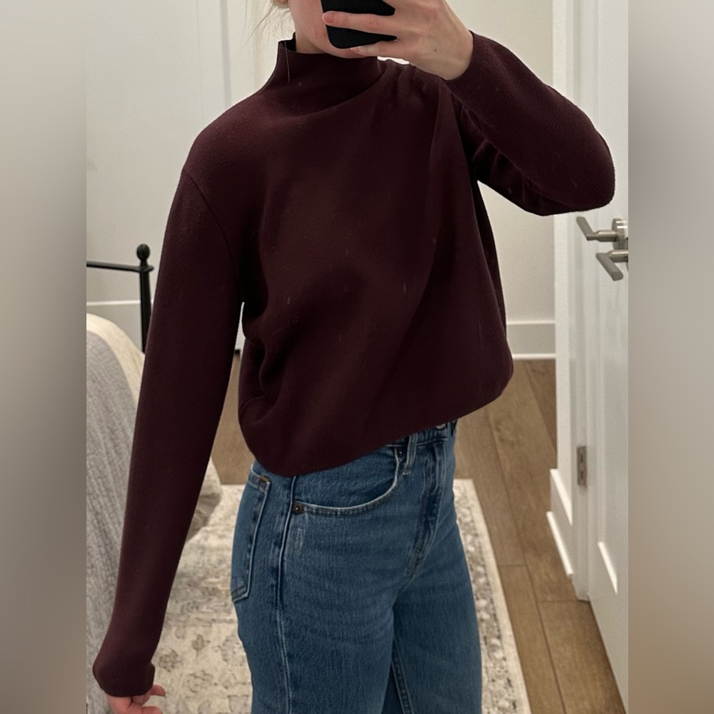 & Other Stories mock neck cropped sweater XS wine